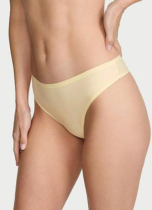 Гладкие трусики тонг flex victoria's secret с логотипом