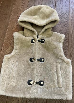 Хутряний жилет zara 4