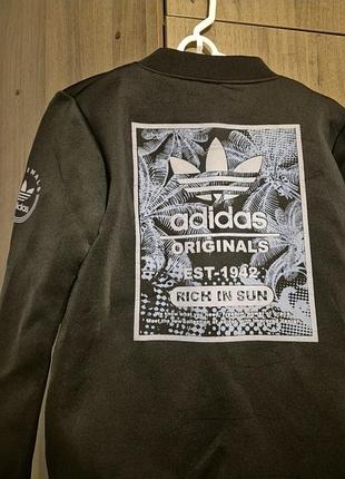 Спортивная кофта adidas