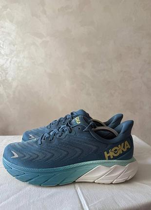 Кросівки бігові hoka one one arahi 6 (44/ 28 см )