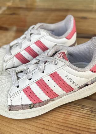 Кросівки для дівчинки adidas superstar білі з рожевим, розмір 22