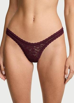 Кружевные трусики тонг victoria's secret