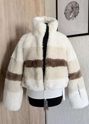 Нова лижна куртка zara