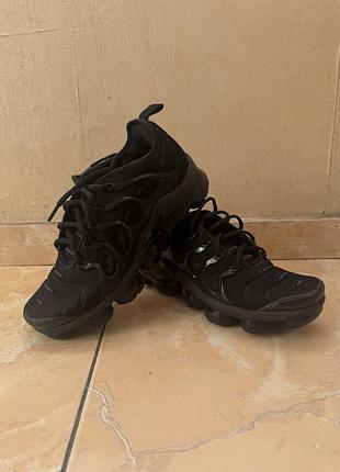 Кросівки чоловічі nike air vapormax plus чорні, розмір 40