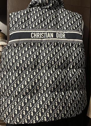 Жилет  christian dior з логотипом