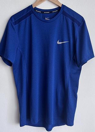 Спортивна футболка nike running dri-fit