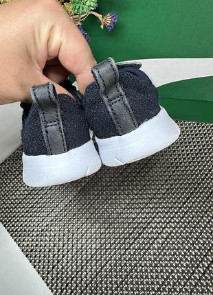 Оригінальні кросівки clarks 4