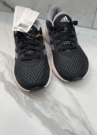 Кросівки жіночі adidas чорні з рожевим