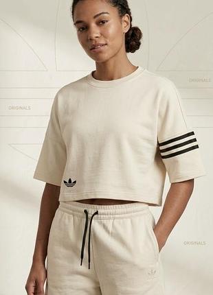 Футболка жіноча adidas originals кремового кольору s–m