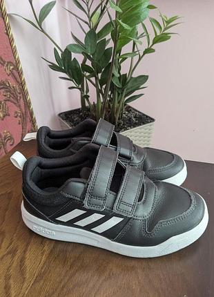 Кросівки дитячі adidas 3