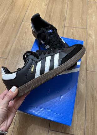 Кеди adidas