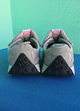 Кросівки new balance 327 5