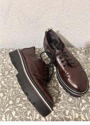Лофери туфлі stradivarius