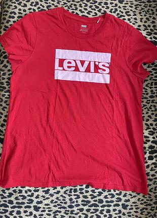 Футболка  levi’s