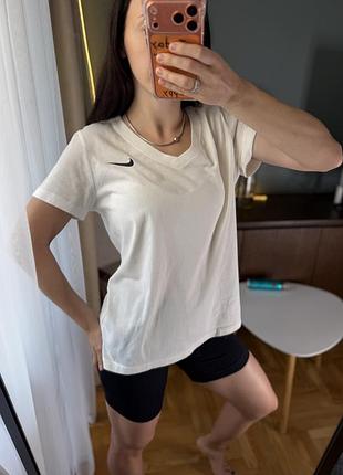 Біла молочна бавовняна футболка nike