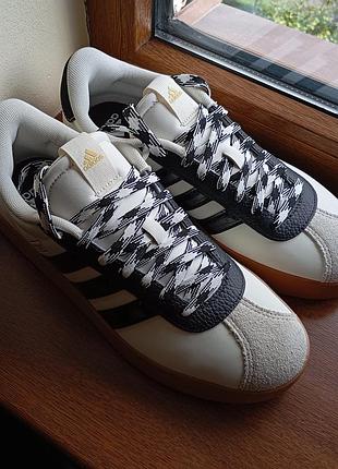 Кросівок adidas vl court bold jr8603 оригінал нові р.41 натуральна замша