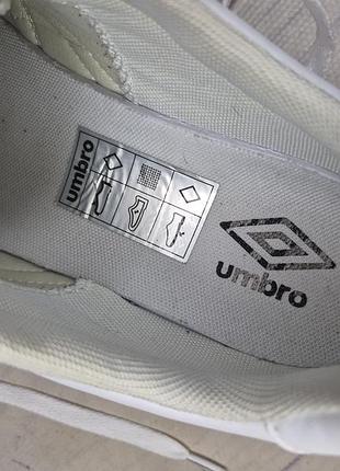 Кроссовки umbro 9