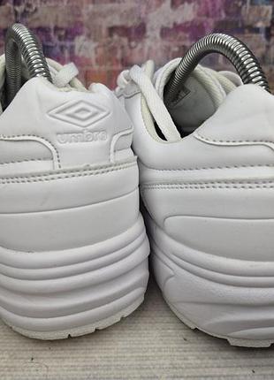 Кроссовки umbro 6