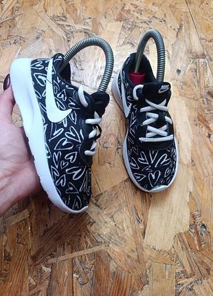 Оригинальные кроссовки nike tanjun print black/white-lava glow 833668-003