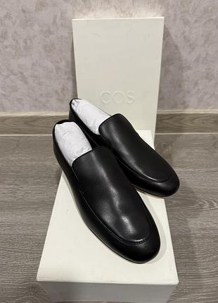 Лофери шкіряні cos в наявності
