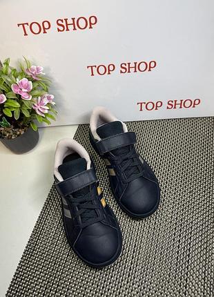 Оригінальні кросівки adidas 2