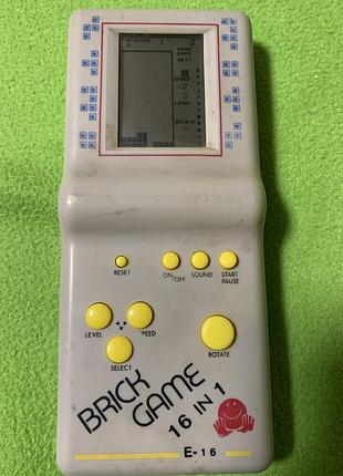 Електронна гра brick game 16 в 1 e-16