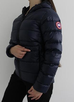 Оригінальний жіночий  мікропуховик трансформер canada goose синього кольору