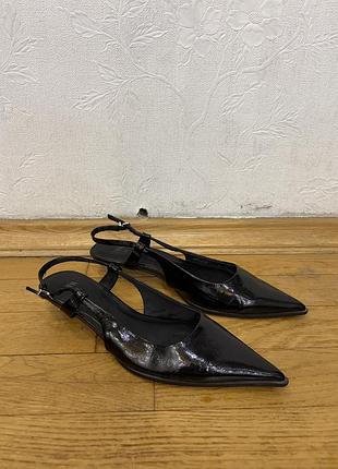 Лодочки zara кітен хіл лаковані