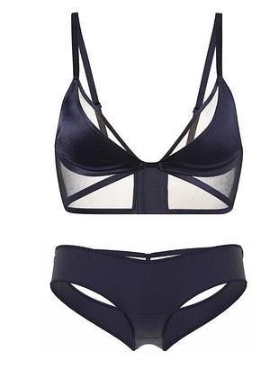 Комплект белья victoria's secret бралетт и трусики чики