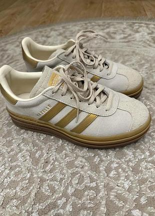 Кросівки adidas кеди