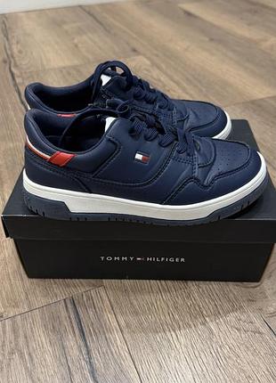 Кросівки для хлопчика tommy hilfiger, сині, розмір 35