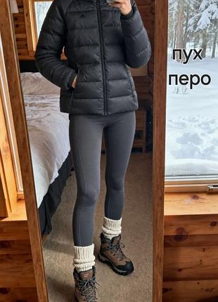 Пуховик adidas cosy down jacket (оригінал, розмір s)