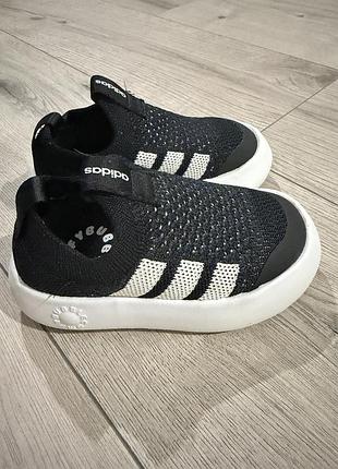 Кросівки для дітей adidas bubblecomfy чорні, розмір 24, довжина устілки 14,5 см