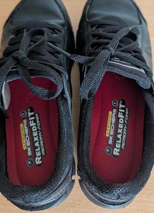 Кроссовки skechers, стелька memory forms
р.35 3