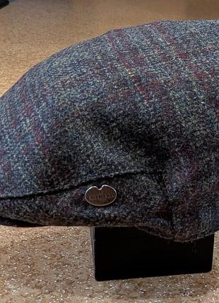 Кепка  le chameau tweed flat cap