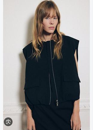 Стильный жилет zara