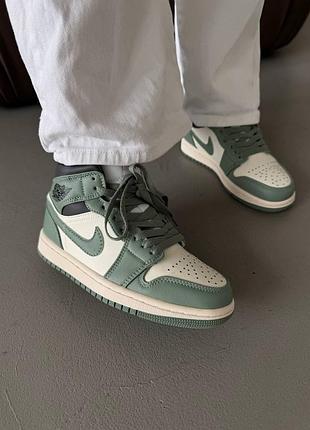 Кроссовки air jordan 1 retro mid «&nbsp;jade smoke&nbsp;» 3