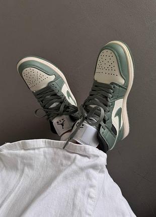 Кроссовки air jordan 1 retro mid «&nbsp;jade smoke&nbsp;» 5