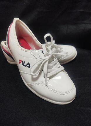 Кросівки жіночі fila білі, розмір 36, довжина устілки 23 см