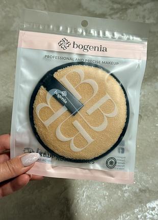 Багаторазовий спонж для вмивання та зняття макіяжу bogenia