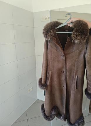 Натуральная длинная дубленка с натуральным мехом