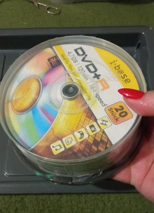 Пластиковая упаковка с 20 дискамига шпиндели dvd+r