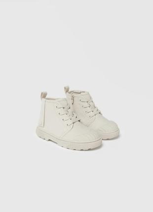 Новые демисезонные ботинки ботинки zara 24 размер оригинал