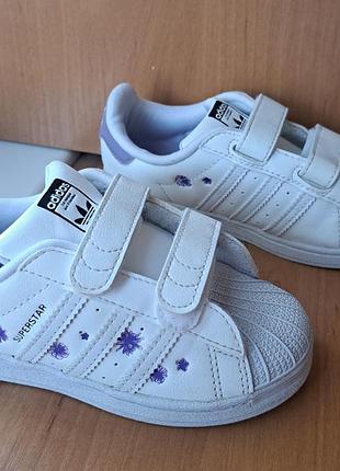 Кроссовки оригинальные adidas p26