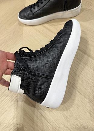 Ботинки calvin klein,39 розмір 5