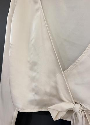 Атласний топ bershka 4