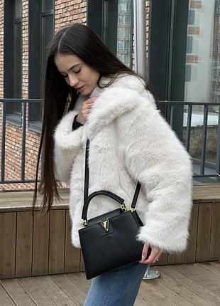Сумка capucines bb black/gold 2