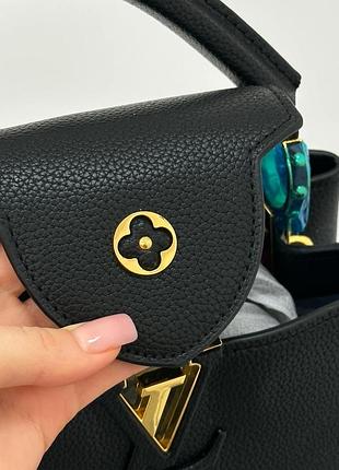 Сумка capucines bb black/gold 8