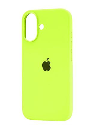 Чехол силиконовый противоударный для iphone 16 защита камеры зеленый