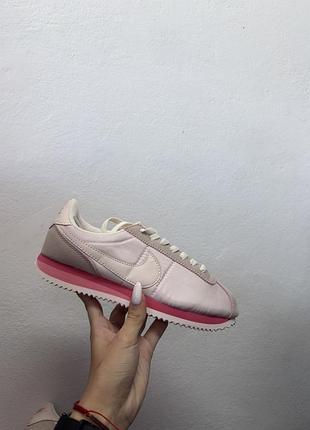 Nike cortez клей